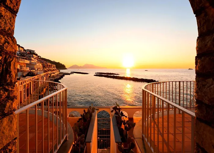 Lägenhet Maison Del Sole Massa Lubrense