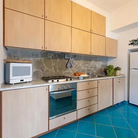 Maison Del Sole Apartment *
